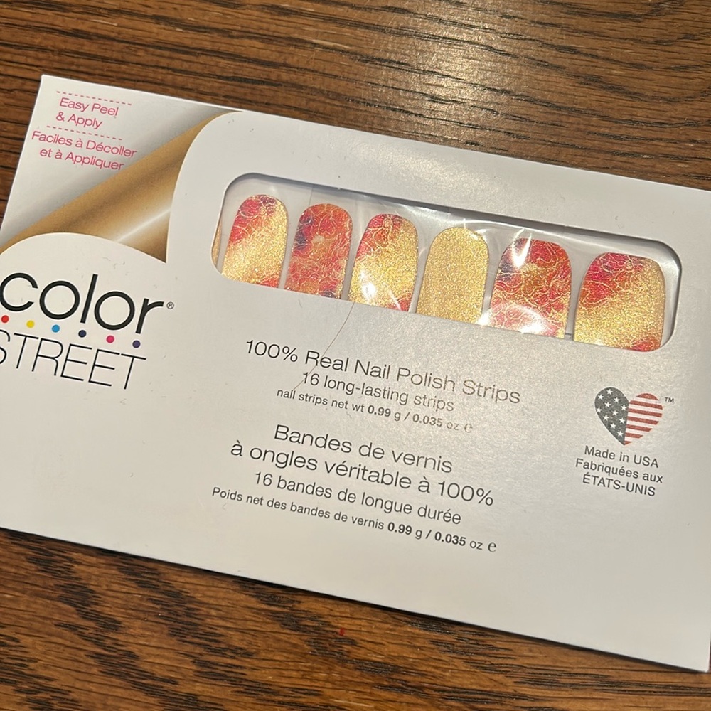 Poppy that color street nails brand new